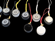 画像をギャラリービューアに読み込む, 弓道的 太鼓鈴ストラップ
