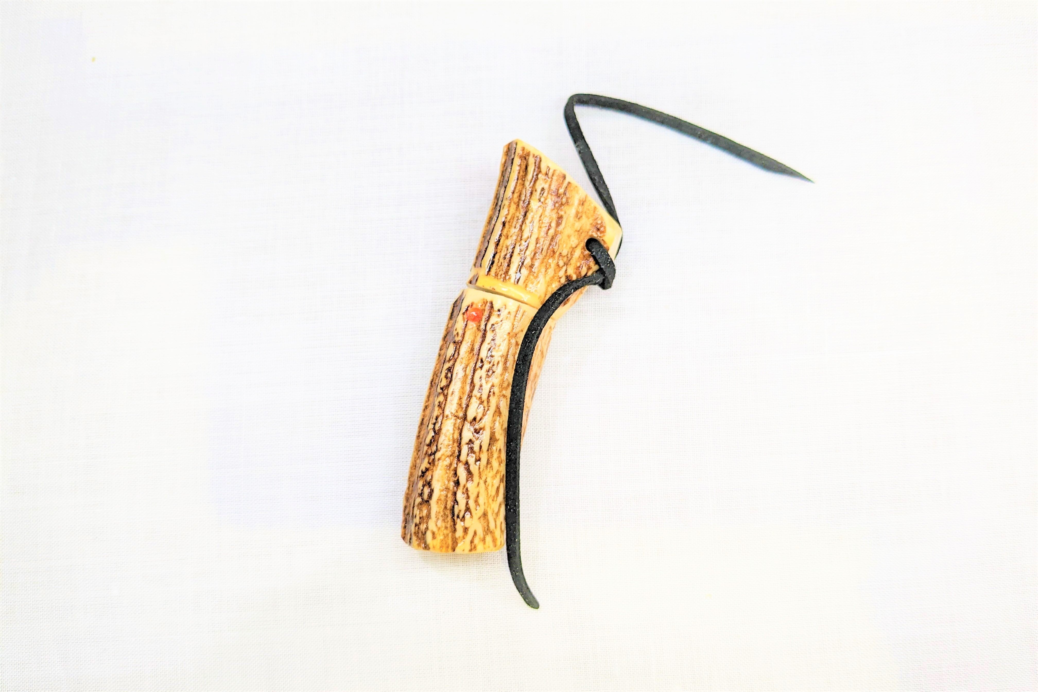 鹿角、根付、印篭、弓道ギリ粉入れネジ式、 人気定番，定番人気 鹿角、印籠、根付、弓道ギリ粉入れネジ式B